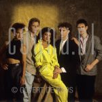 Goede Doel (Date Unknown) Henk Temming, Henk Westbroek at studio in Amsterdam.

[keywords]Posed, Full Length, Eyecontact[/keywords]